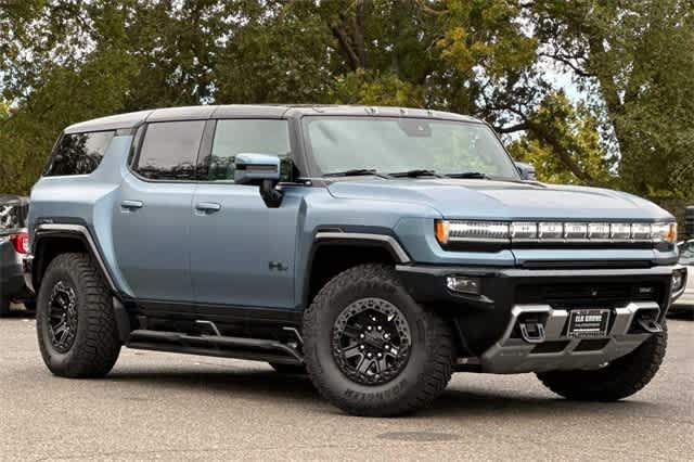 new 2024 GMC HUMMER EV car