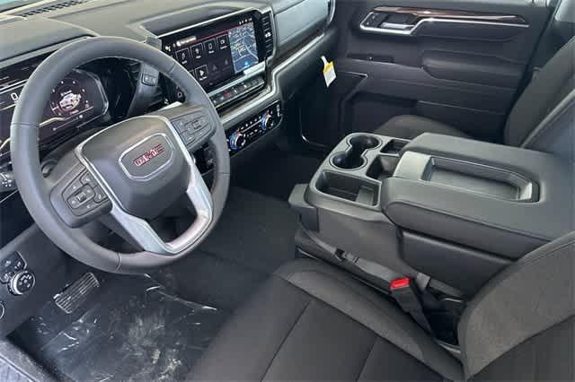 new 2025 GMC Sierra 1500 car, priced at $53,895