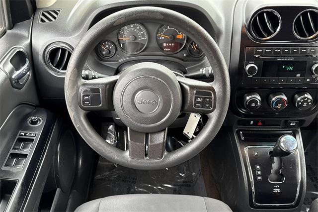 used 2015 Jeep Compass car, priced at $9,200