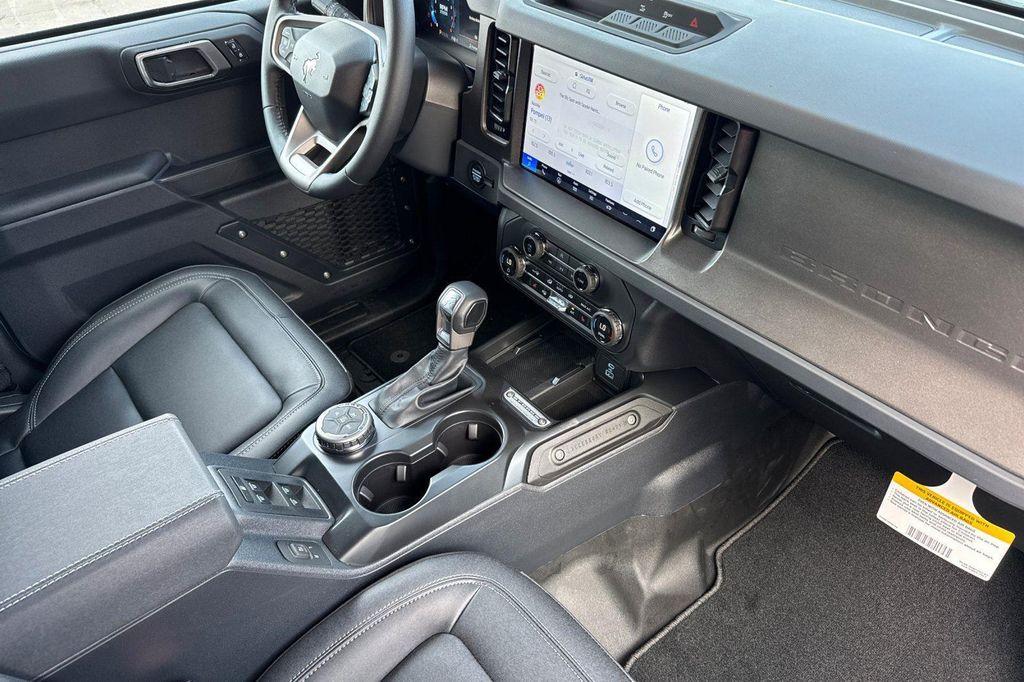 new 2025 Ford Bronco car, priced at $49,733