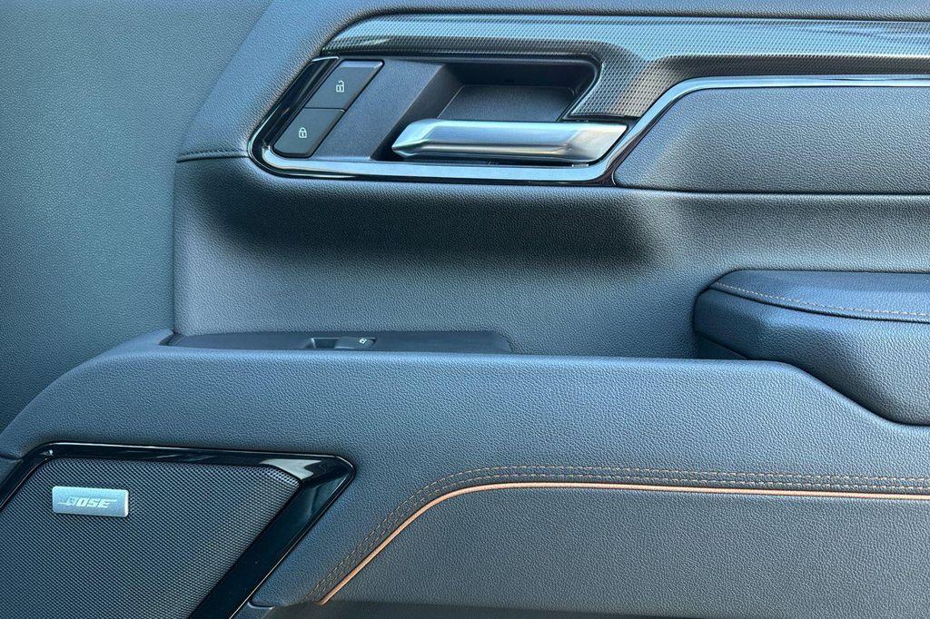 used 2025 GMC Sierra 2500 car, priced at $77,495