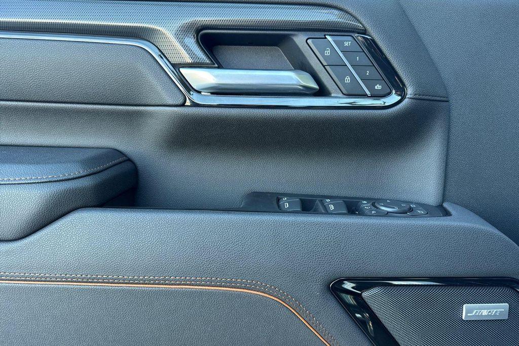 used 2025 GMC Sierra 2500 car, priced at $77,495