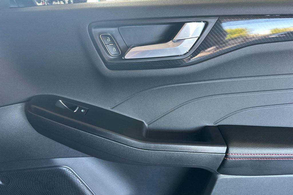new 2025 Ford Escape car, priced at $34,144