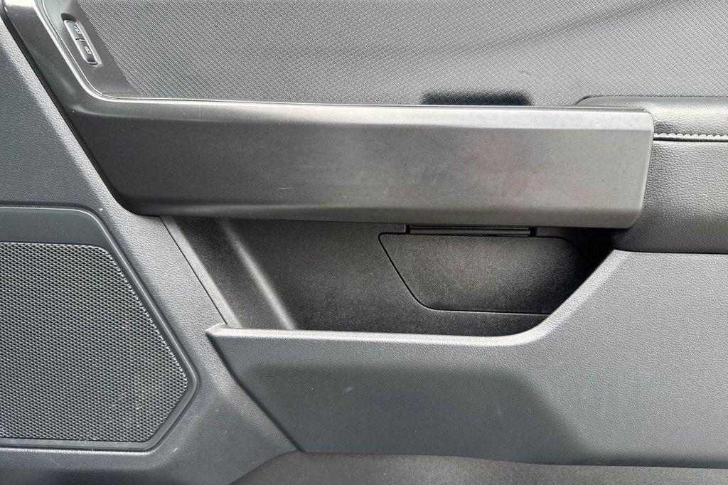 used 2021 Ford F-150 car, priced at $31,900