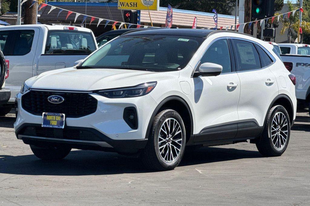 new 2025 Ford Escape PHEV car, priced at $44,626