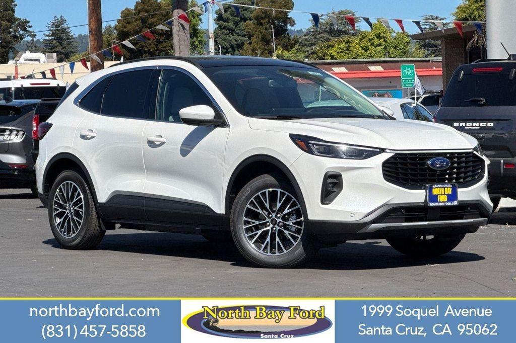 new 2025 Ford Escape PHEV car, priced at $44,626