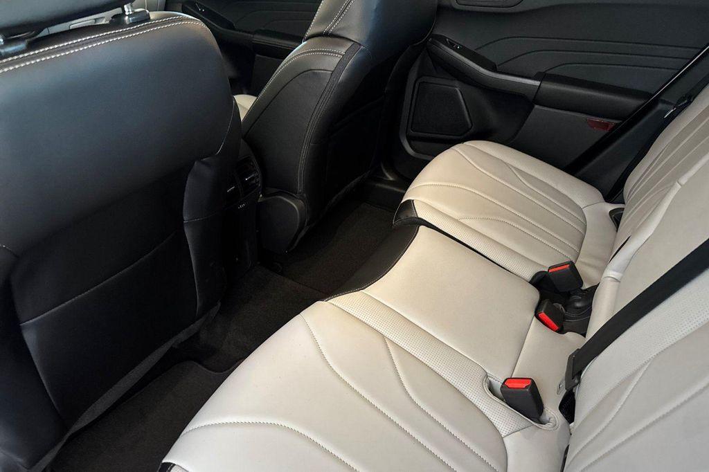 new 2025 Ford Escape PHEV car, priced at $44,626