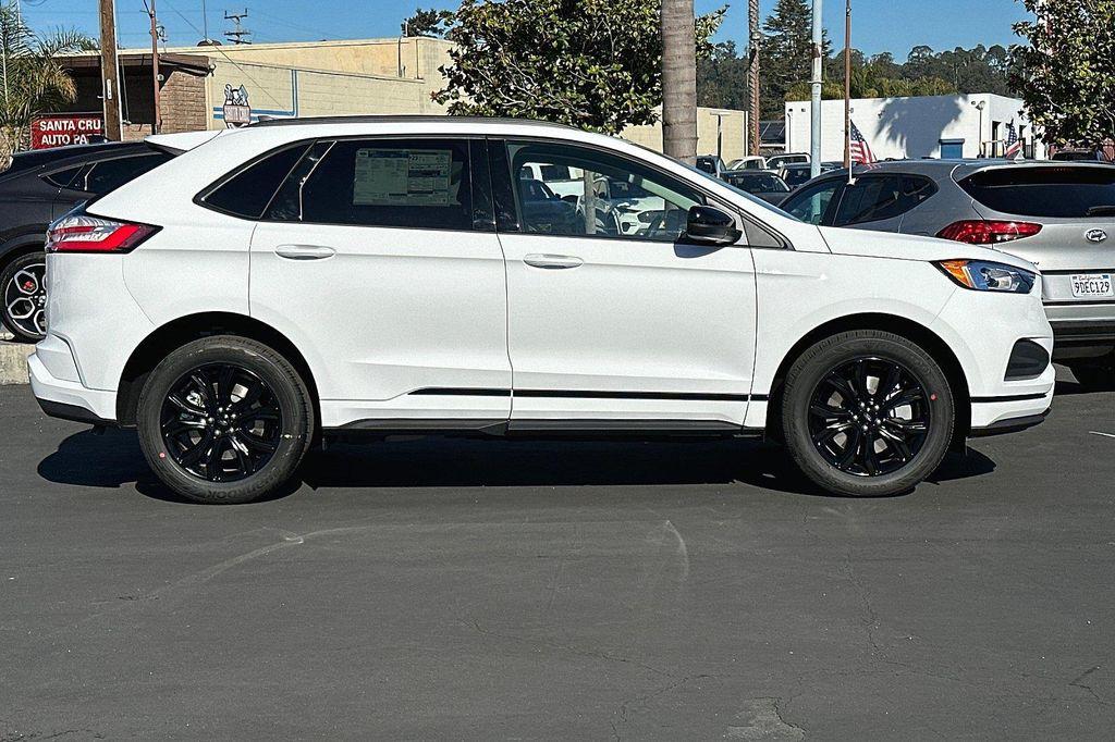 new 2024 Ford Edge car, priced at $37,247