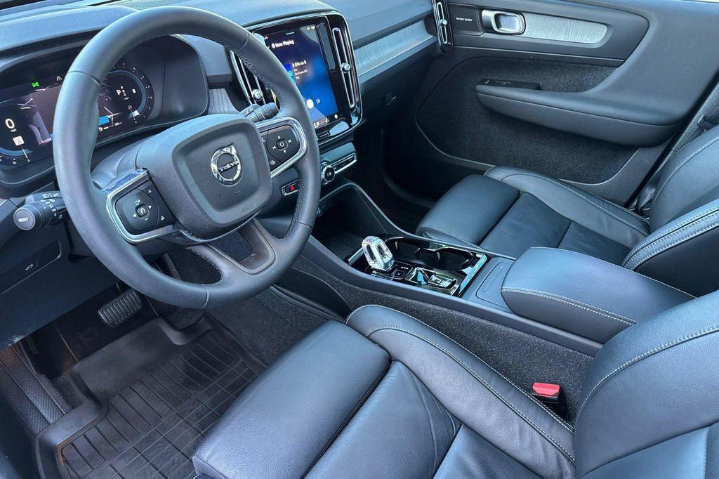 used 2023 Volvo XC40 car, priced at $25,800