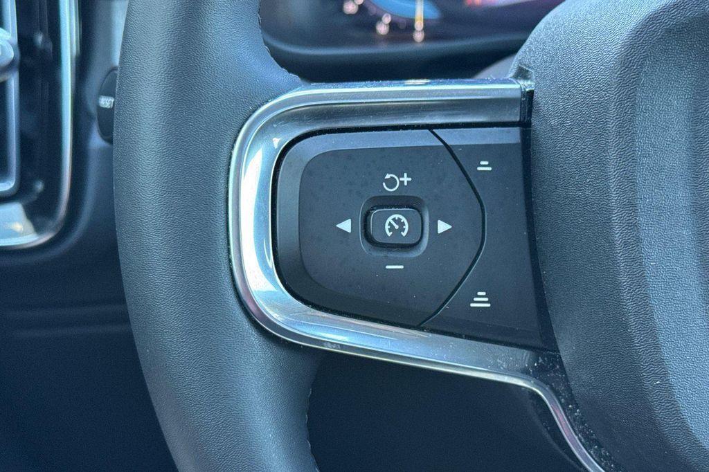 used 2023 Volvo XC40 car, priced at $25,800