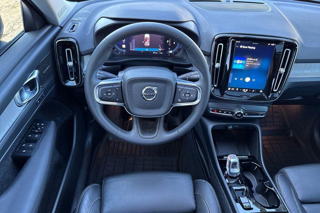 used 2023 Volvo XC40 car, priced at $25,800