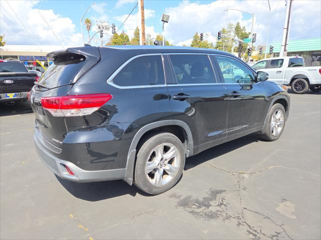used 2018 Toyota Highlander car, priced at $28,950