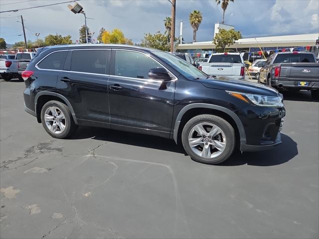 used 2018 Toyota Highlander car, priced at $28,950