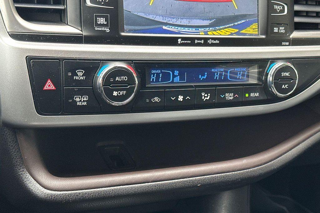 used 2018 Toyota Highlander car, priced at $26,900