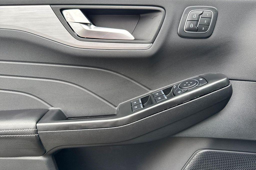 new 2025 Ford Escape PHEV car, priced at $43,691