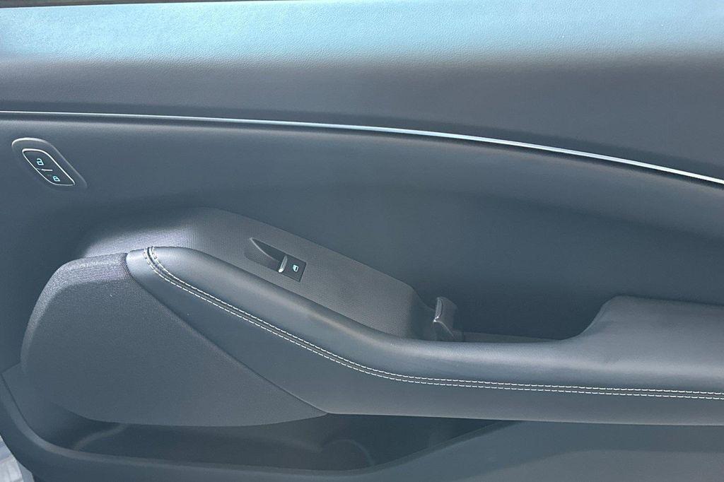 new 2025 Ford Mustang Mach-E car, priced at $40,504