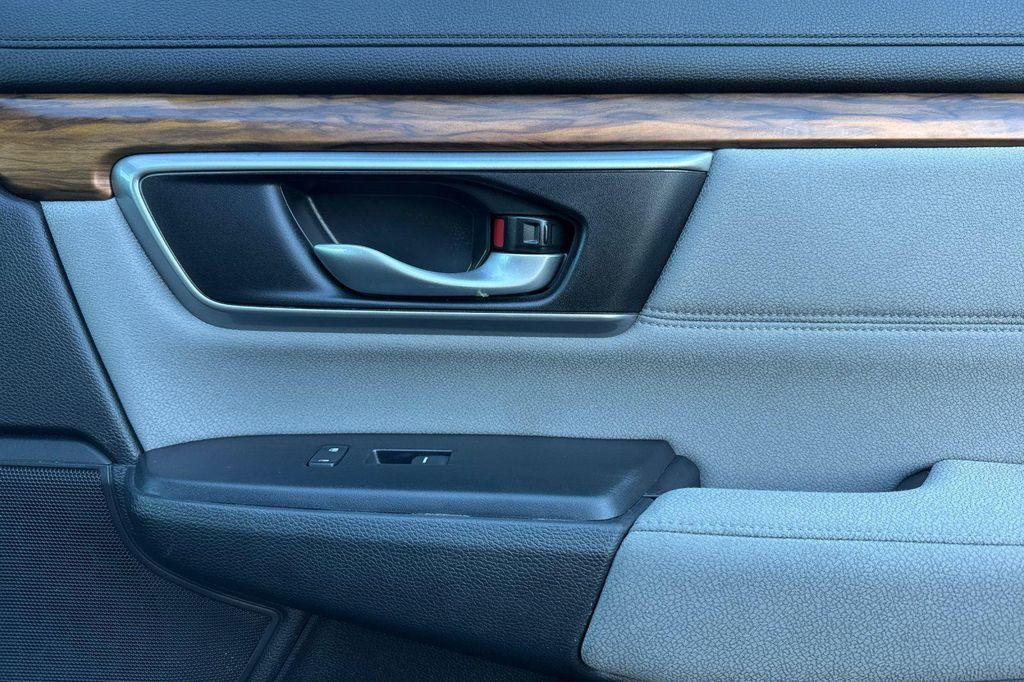 used 2019 Honda CR-V car, priced at $21,680