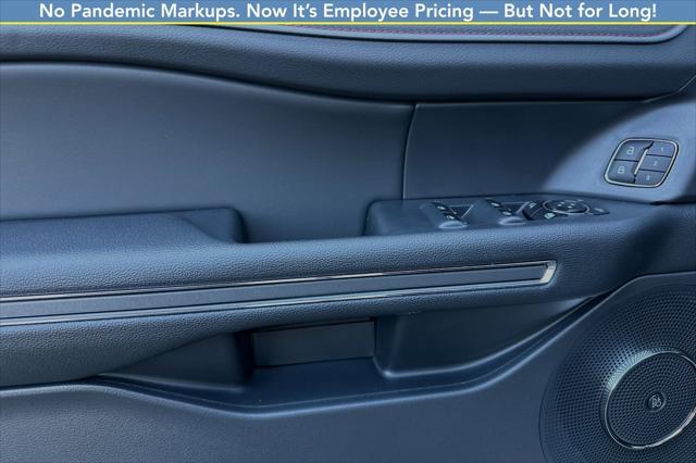 new 2024 Ford Expedition car, priced at $75,206