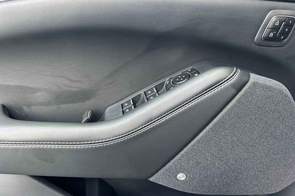 new 2025 Ford Mustang Mach-E car, priced at $44,914