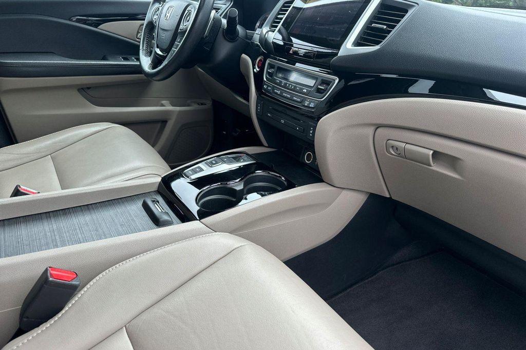 used 2017 Honda Pilot car, priced at $22,950