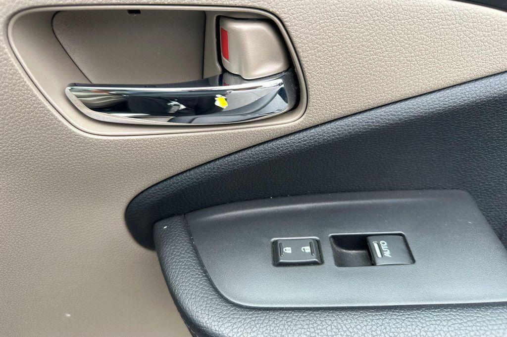 used 2017 Honda Pilot car, priced at $22,950