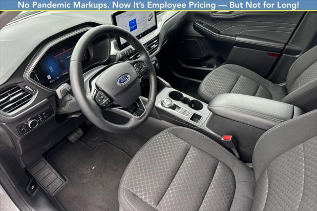 new 2024 Ford Escape car, priced at $30,000