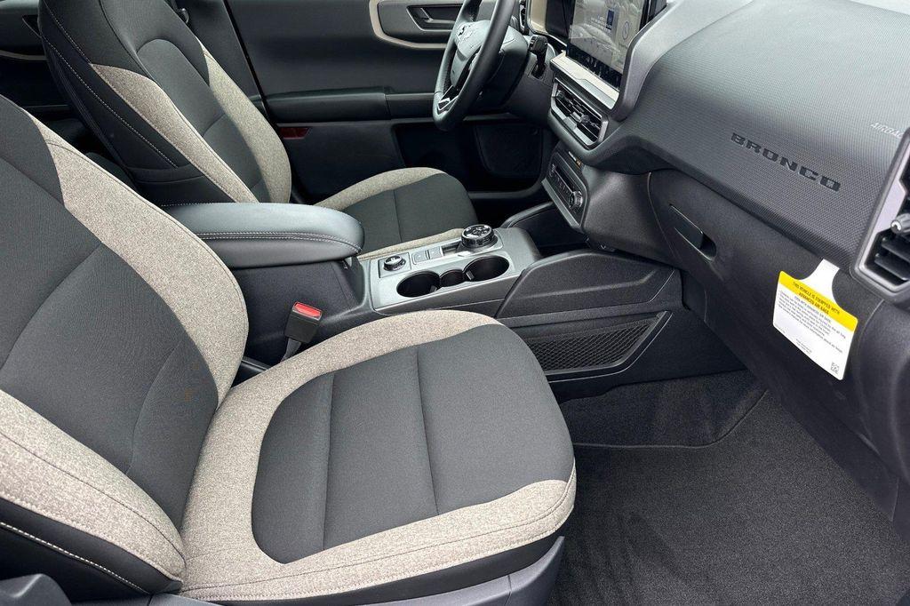 new 2025 Ford Bronco Sport car, priced at $35,183