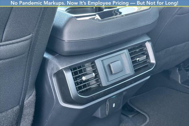 new 2025 Ford F-150 car, priced at $46,628