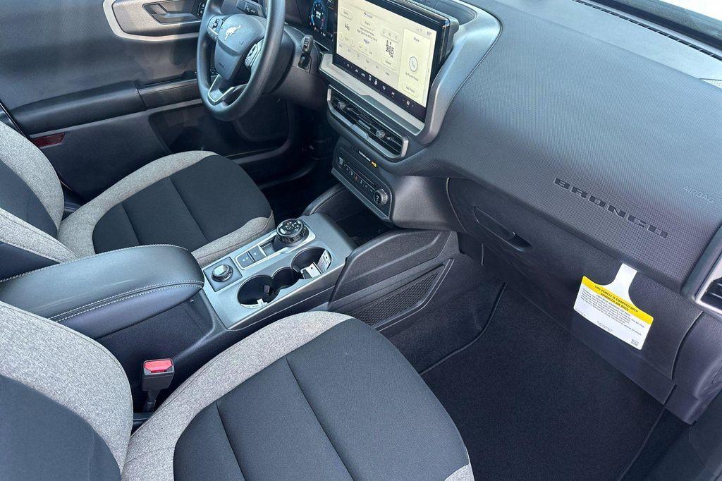 new 2025 Ford Bronco Sport car, priced at $32,280