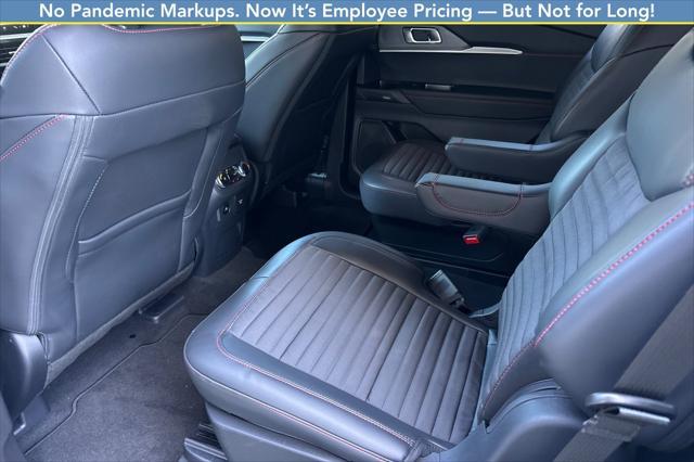 new 2025 Ford Explorer car, priced at $51,935