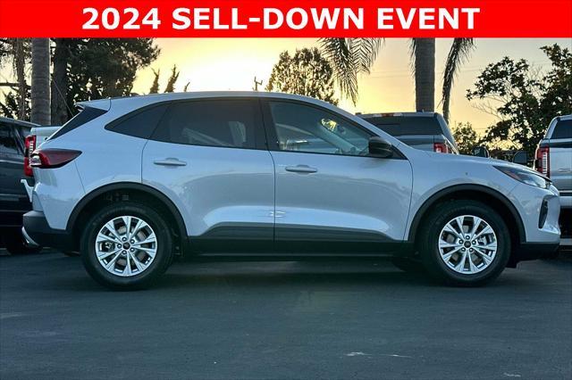 new 2025 Ford Escape car, priced at $29,000