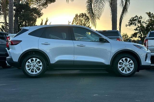 new 2025 Ford Escape car, priced at $30,580