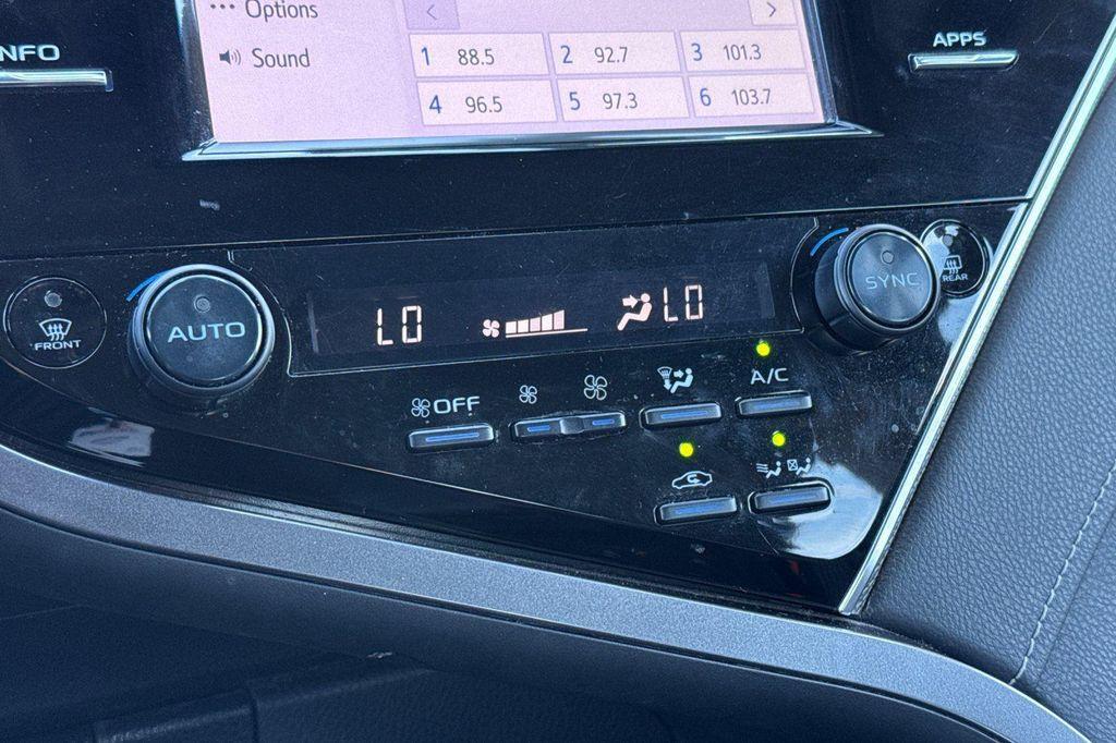 used 2018 Toyota Camry Hybrid car, priced at $21,195