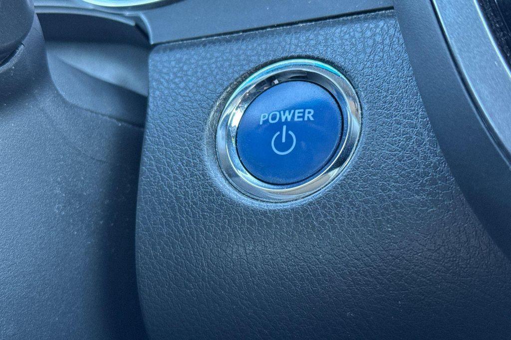 used 2018 Toyota Camry Hybrid car, priced at $21,195