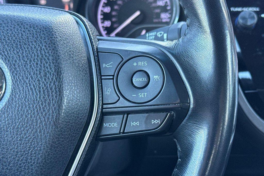 used 2018 Toyota Camry Hybrid car, priced at $21,195