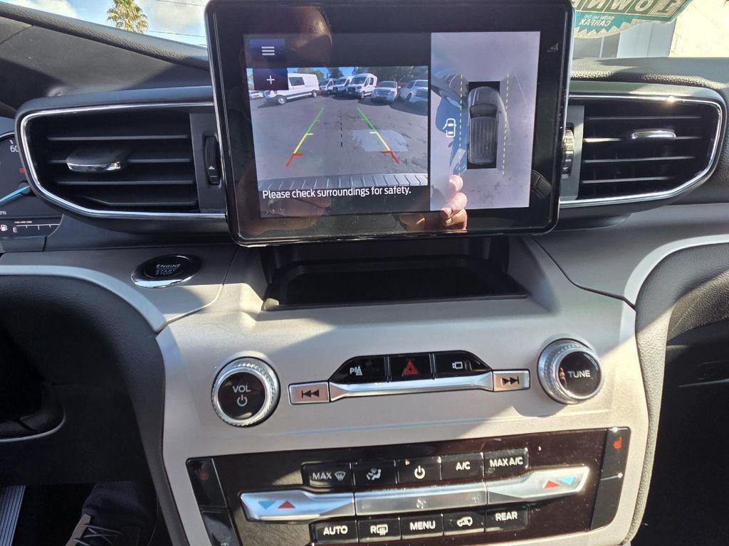 used 2023 Ford Explorer car