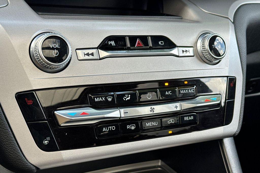 used 2023 Ford Explorer car, priced at $33,650