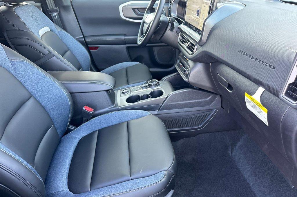 new 2025 Ford Bronco Sport car, priced at $37,813