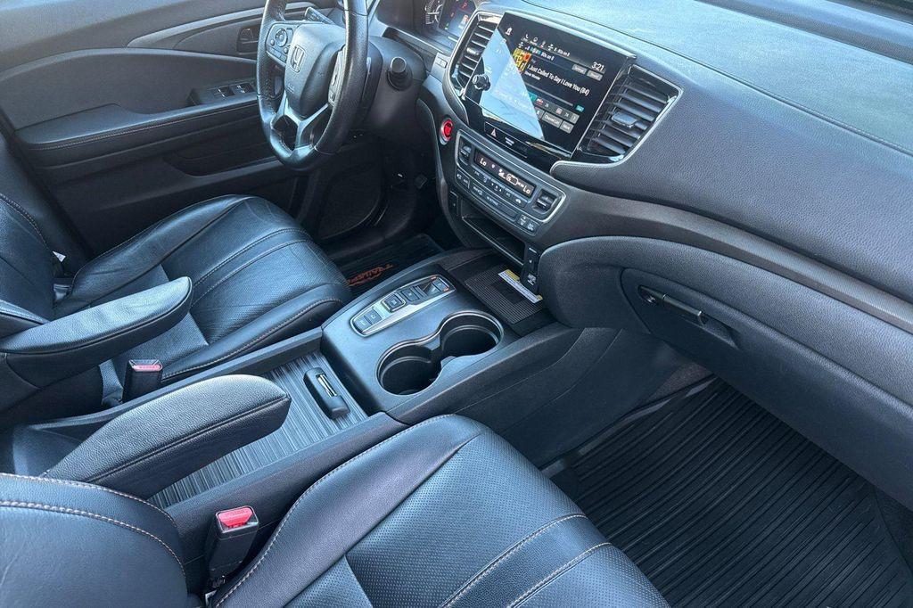 used 2022 Honda Passport car, priced at $30,950