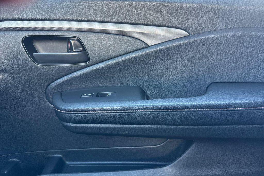 used 2022 Honda Passport car, priced at $30,950