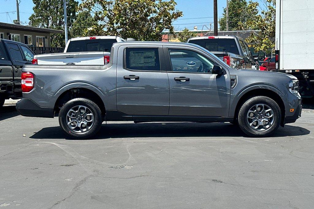 new 2025 Ford Maverick car, priced at $35,402