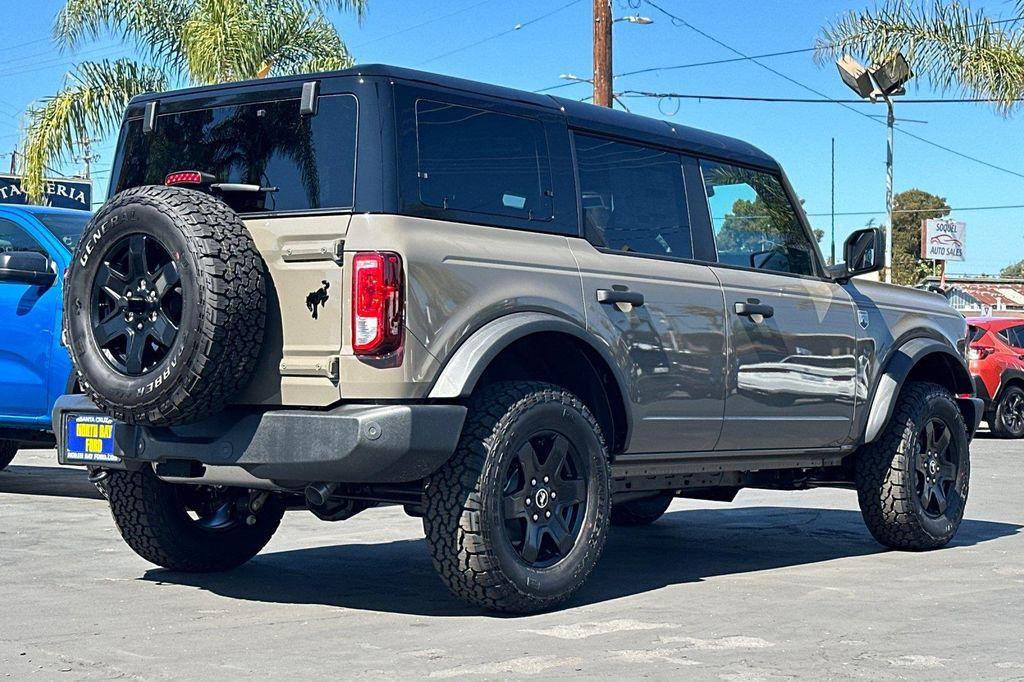 new 2025 Ford Bronco car, priced at $48,821