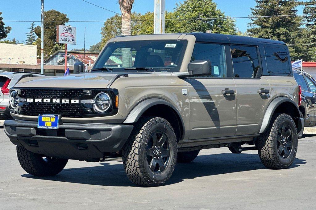 new 2025 Ford Bronco car, priced at $48,821