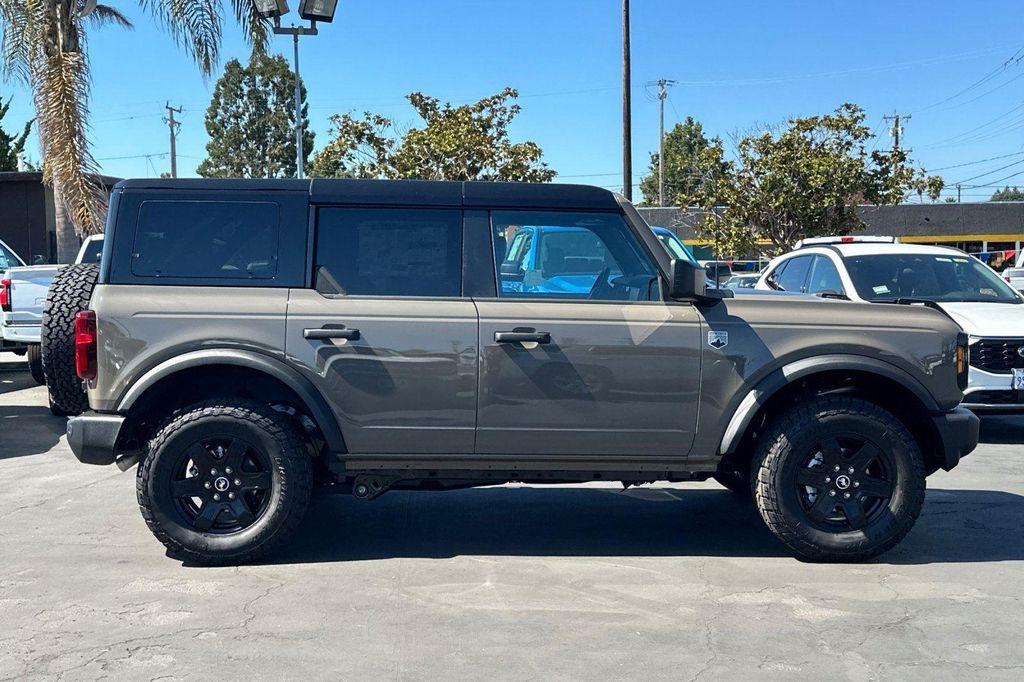 new 2025 Ford Bronco car, priced at $48,821