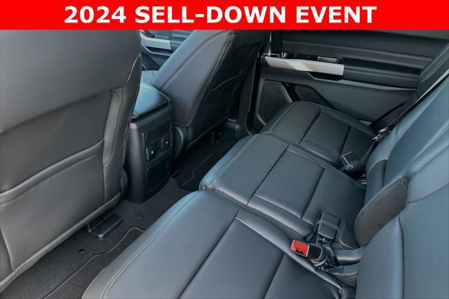 new 2024 Ford Explorer car, priced at $43,000