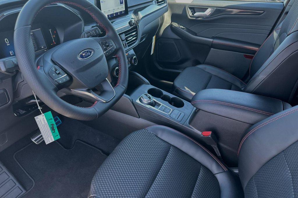 new 2024 Ford Escape car, priced at $32,000