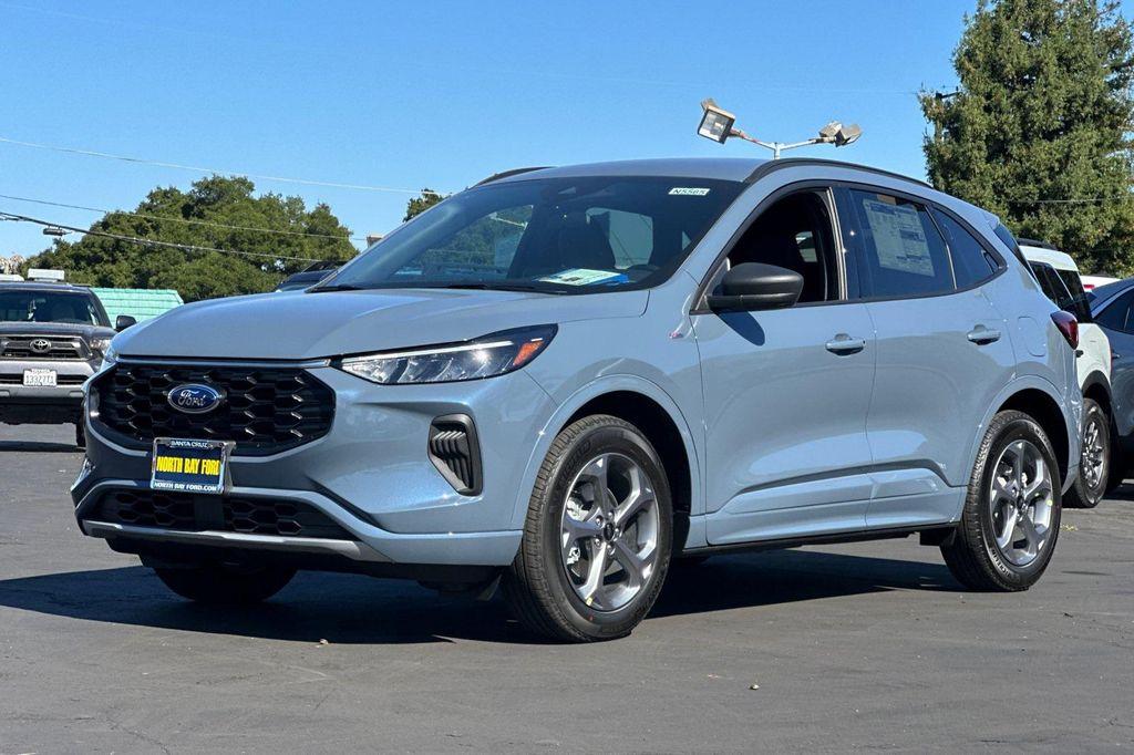 new 2024 Ford Escape car, priced at $32,000