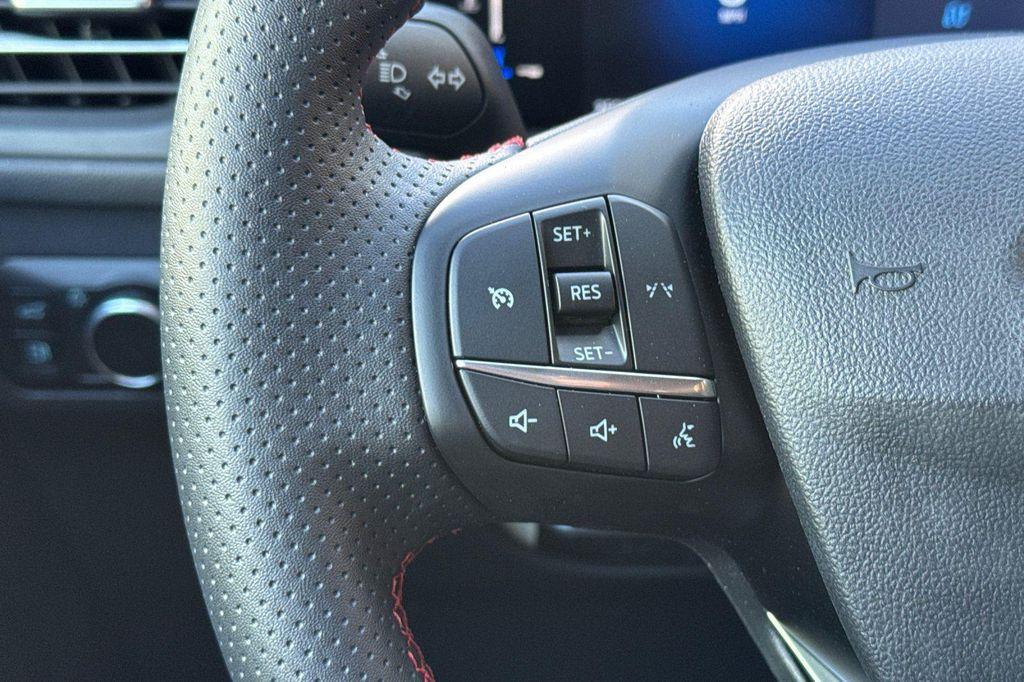 used 2024 Ford Escape car, priced at $28,500