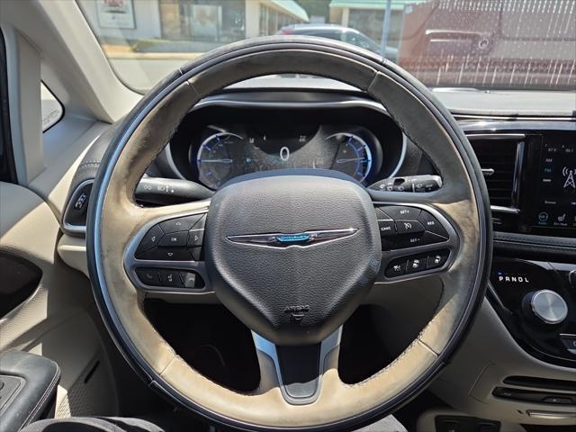 used 2018 Chrysler Pacifica Hybrid car, priced at $23,040