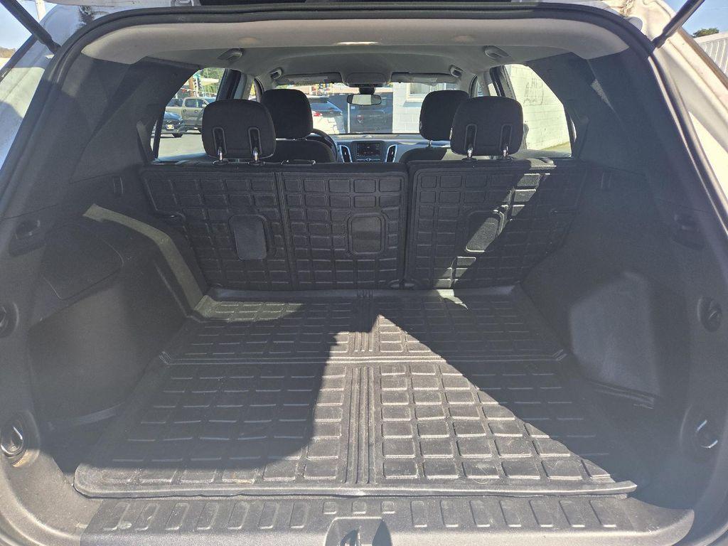 used 2020 Chevrolet Equinox car, priced at $17,000